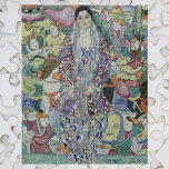 Portret van Friederike Maria Beer door Gustav Klim Legpuzzel<br><div class="desc">Portret van Friederike Maria Beer (1916) van Gustav Klimt is een schilderij van het Victoriaans Era Symbolisme, een mooi kunstschilderij. Friederike-Maria vroeg Klimt haar te schilderen in een Weense werkshop-jurk die zij uitsluitend droeg. Klimt besloot dat ze haar vacht naar buiten moest draag zodat de decoratieve voering (ook door de...</div>