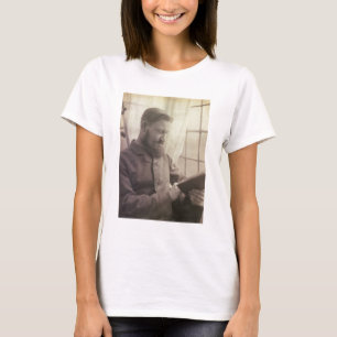 Portret van George Bernard Shaw (1856-1950) als Y T-shirt