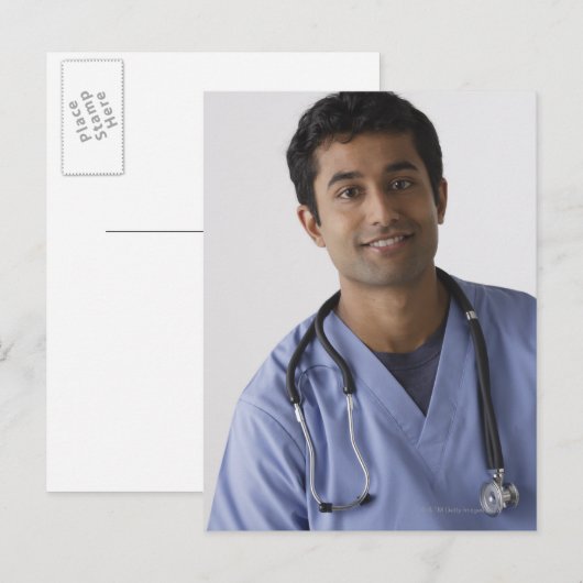 Portret van jonge verpleger, studioschot briefkaart (Voorkant / Achterkant)