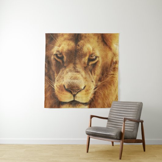 Portret van mannelijke Afrikaanse leeuw. Wandkleed (In situ)