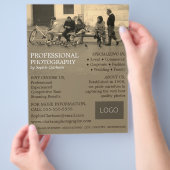 Portret van menigte, fotografie, fotograaf inhuren flyer (Hand)