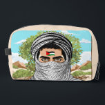 portret van palestijnse vrijheidsstrijder toilettasje<br><div class="desc">Freedom fighter Palestine Youth in homeland achtergrond met olijfboom en zonnige heuvels - Originele Vector illustratie Ronde Logo geïsoleerd op wit,  ontwerp Copyright BluedarkArt TheChameleonArt</div>