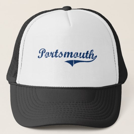 Portsmouth Rhode Island - Classic Design Trucker Pet (Voorkant)