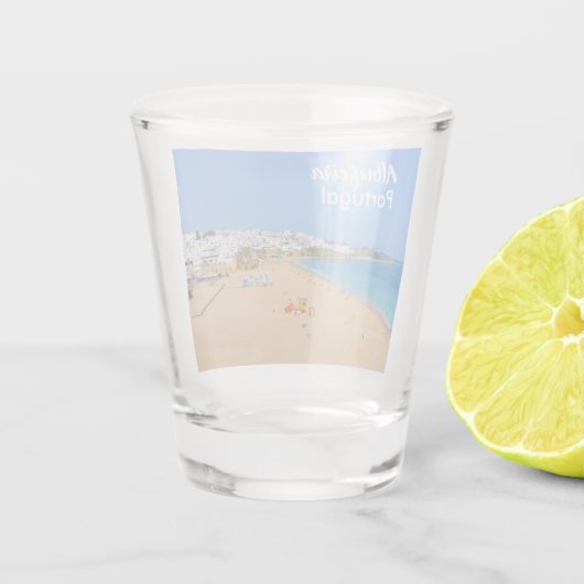 Portugal Albufeira Strand in de Algarve Souvenir Shot Glas (Achterkant)