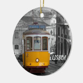 Portugal: Kerstversiering in Lissabon Keramisch Ornament (Links)