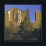 Portugal, Minho, Guimaraes. Kasteel van Sao Magneet<br><div class="desc">Portugal, Minho, Guimaraes Kasteel van Sao Miguel (10e-eeuws kasteel) � John en Lisa Merrill / SuperStock.com</div>