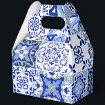 Portugees blauw-wit tegelpatroon gunst geschenkdoo bedankdoosjes<br><div class="desc">Portugees blauw-wit tegelpatroon gunst geschenkdoos voor kerstkoekjes,  feestelijke cadeaus,  bedankcadeaus,  bruiloft,  verjaardag,  zakelijke en bedrijfs evenementen.</div>