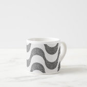 Portugese kasseien zwart-witte golven espresso kop (Voorkant rechts)