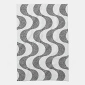 Portugese kasseien zwart-witte golven theedoek (Verticaal)