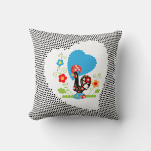 Portugese rooster met zwarte haarstaartstippen kussen