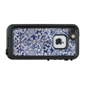Portugese tegels - Azulejo Blue en White Floral LifeProof iPhone Hoesje (Achterkant (horizontaal))