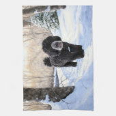 Portugese waterhond laat het sneeuwen Kerstmis Theedoek (Verticaal)