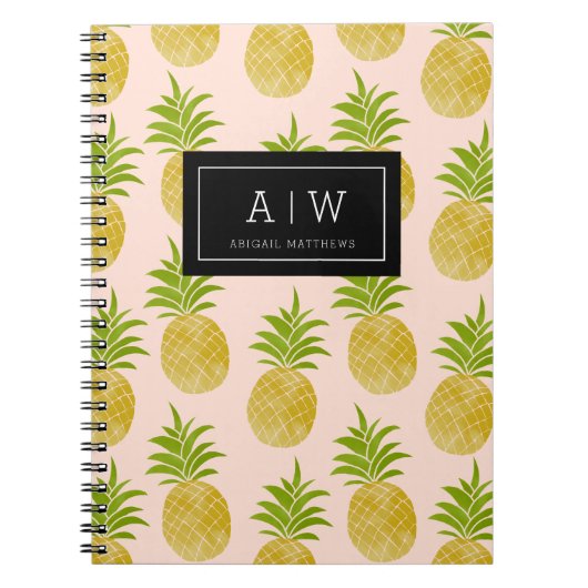 Posh Pineapple Monogrammed Notebook Notitieboek (Voorkant)