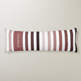 Posh Variegated Stripes met naam in Marsala Brown Lichaamskussen