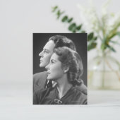 Posing Couple Briefkaart (Staand voorkant)