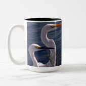 Posing Egrets Tweekleurige Koffiemok (Links)