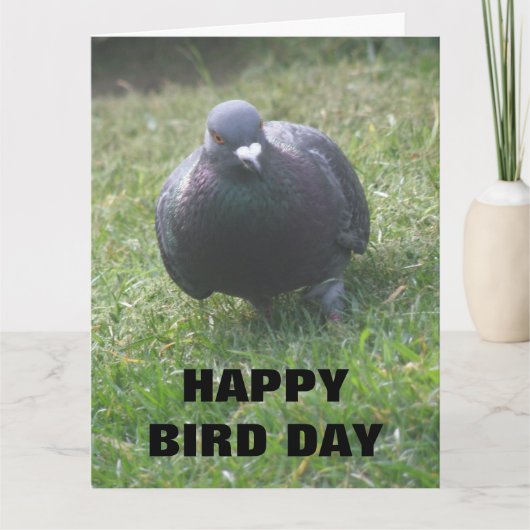 Posing Pigeon Custom Giant Verjaardag Kaart (Voorkant)