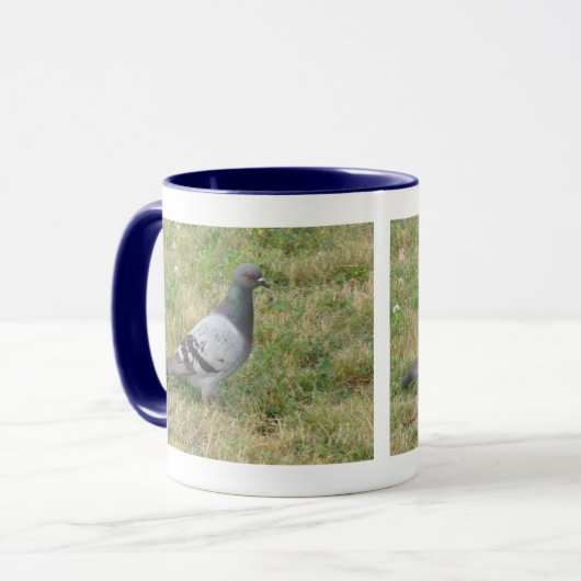 Posing Pigeon Mok (Voorkant links)