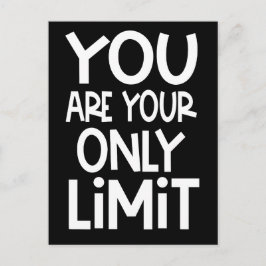 Positief citaat U bent uw enige grens wit zwart Briefkaart