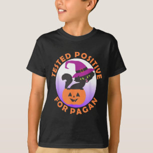 Positief Getest Voor Heidense Kleine Zwarte Kat He T-shirt