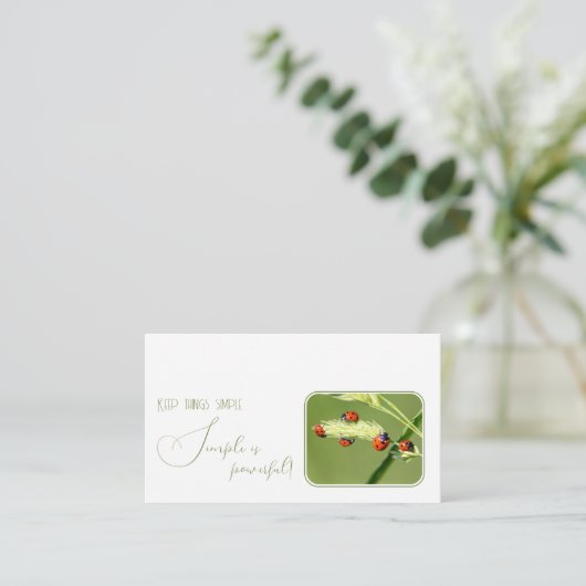 Positief motivatie citaat met kleine ladybugs visitekaartje (Staand voorkant)