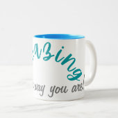 Positief verbazingwekkend precies zoals je bent tweekleurige koffiemok (Voorkant rechts)