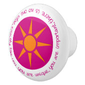 Positieve bevestiging Je bent uniek roze sinaasapp Keramische Knop (Rechts)