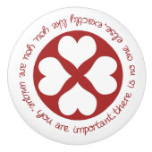 Positieve bevestiging Je bent unieke rode harten Keramische Knop (Voorkant)