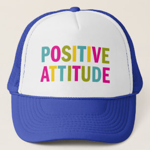 Positieve houding in heldere kleuren trucker pet