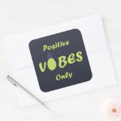 Positieve vibes zomervakantie vierkante sticker (Envelop)