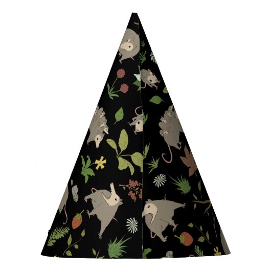 Possum in a Berry Field in Black Feesthoedjes (Achterkant)