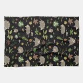 Possum in a Berry Field in Black Theedoek (Horizontaal)