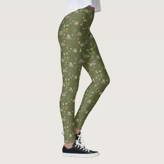 Possum in a Berry Field in Green Leggings (Rechts)