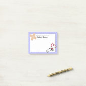 Post-it® van het schoolverpleegkundigen notes (Op bureau)