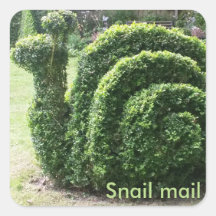 Post. Leuke topiary tuin uitgeknipte groene struik