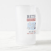 Postal Worker Retirement Postman Funny Gag Matglas Bierpul (Voorkant rechts)