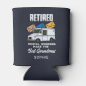 Postarbeiders in ruste maken beste grootmachten op blikjeskoeler (Achterkant)