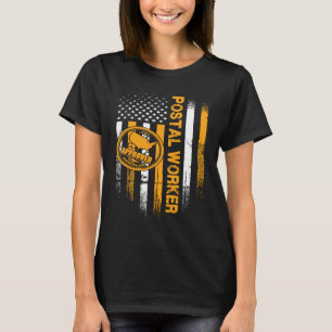 Postbode met gedateerde Amerikaanse vlag met distr T-shirt