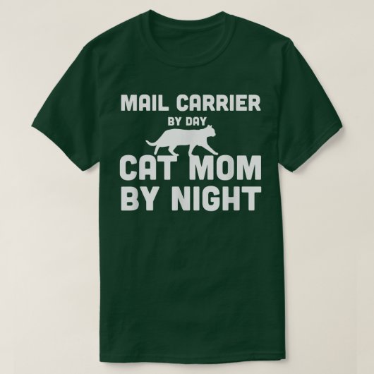 Postbode per dag kat mam tegen nacht 1671 t-shirt (Design voorkant)