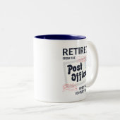 Postboer Retirement Mailman Funny Tweekleurige Koffiemok (Voorkant rechts)