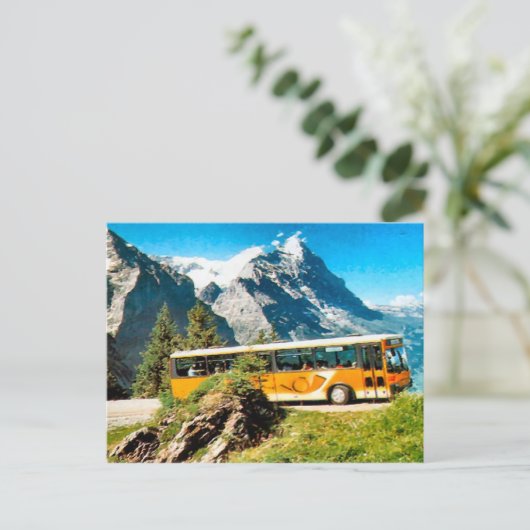 Postbus op de berg briefkaart (Staand voorkant)