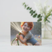 Postcar - Gelukkige kleine jongen die speelt Briefkaart (Staand voorkant)