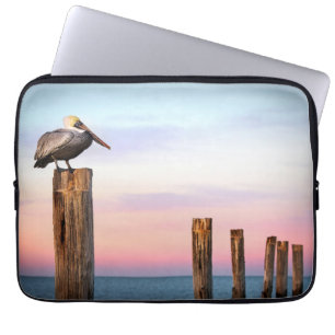 Posten en een Pelican Fort Myers Beach, Florida Laptop Sleeve