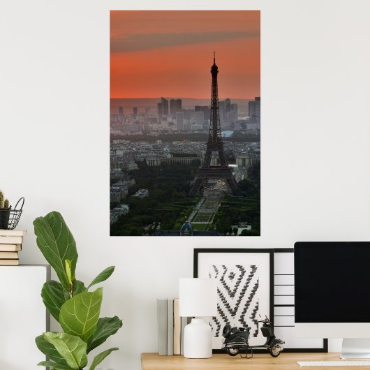 Poster - Dawn in Paris Eiffel Tower (Thuiskantoor)