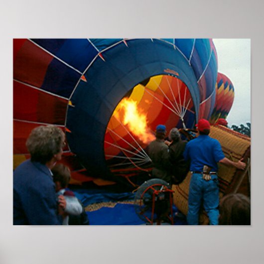 Poster - Filling Hot Air ballon (Voorkant)