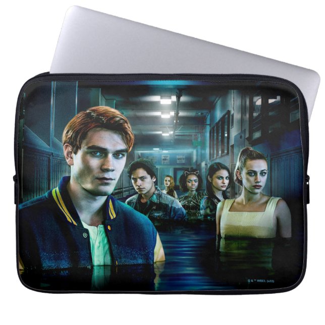 Poster van Riverdale Flooded Hallway Laptop Sleeve (Voorkant)