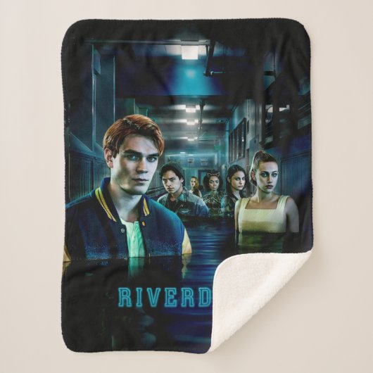 Poster van Riverdale Flooded Hallway Sherpa Deken (Voorkant)