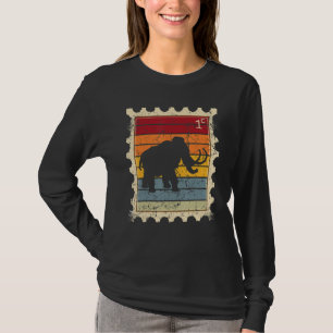 Postzegel Met Een Zonsondergang Mammoet T-shirt