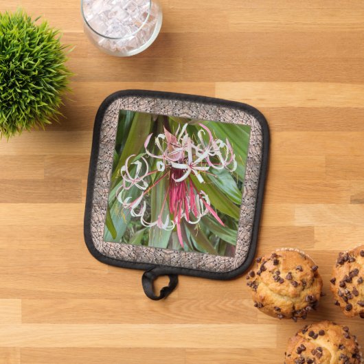 Pot Holder met Mooie Spider Lily Pannenlap (Top down)
