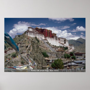 Potala met gebedsvlaggen, Tibet, China Poster